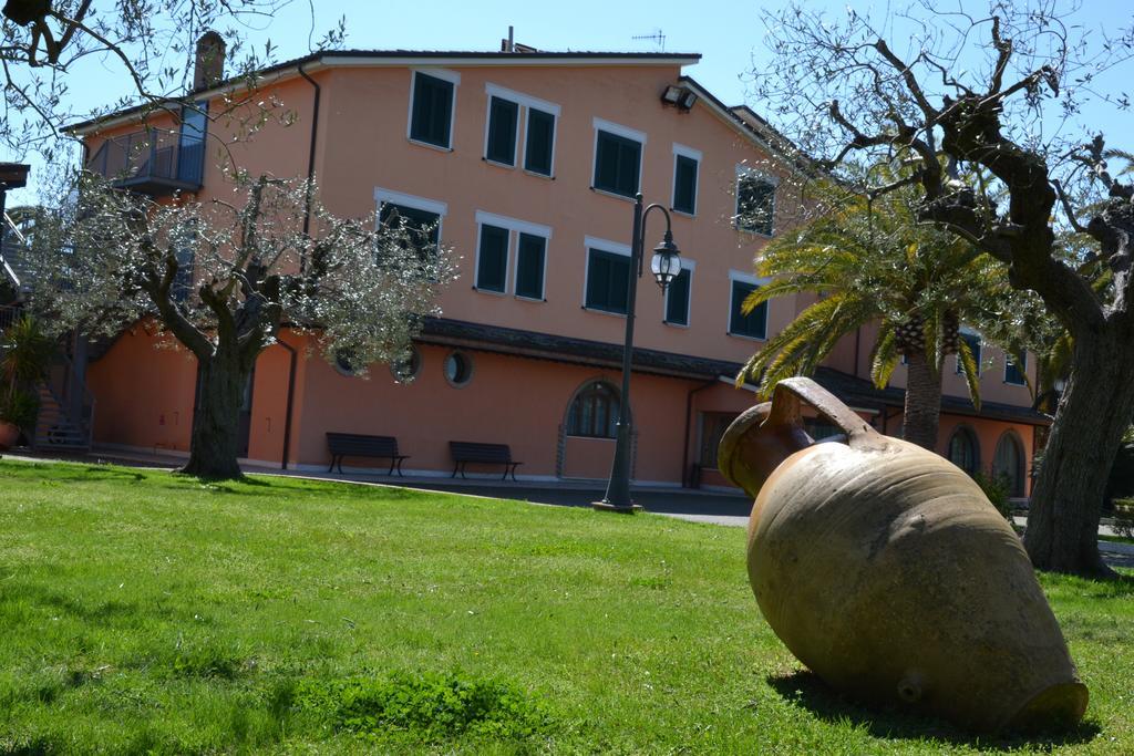 Hotel Villa Luigi Villa Rosa Di Martinsicuro Esterno foto
