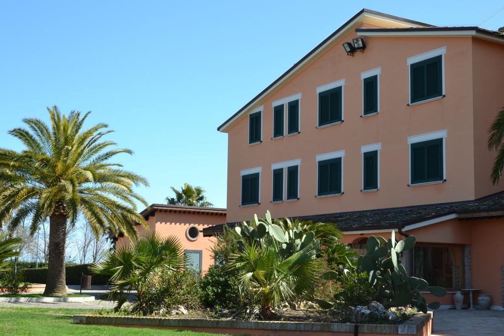Hotel Villa Luigi Villa Rosa Di Martinsicuro Esterno foto