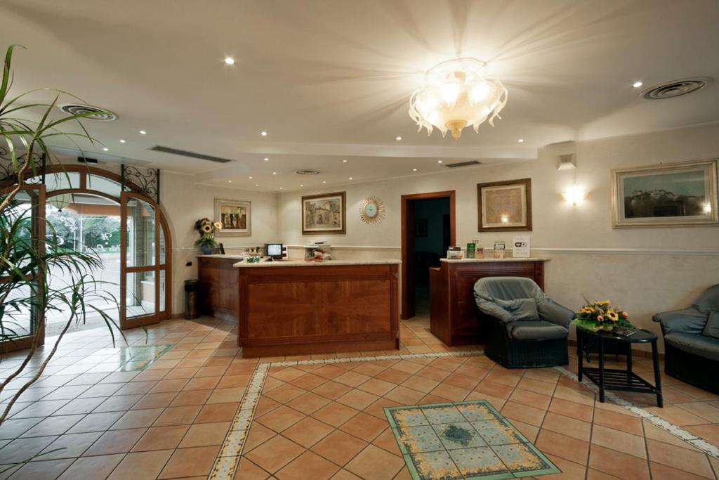 Hotel Villa Luigi Villa Rosa Di Martinsicuro Esterno foto