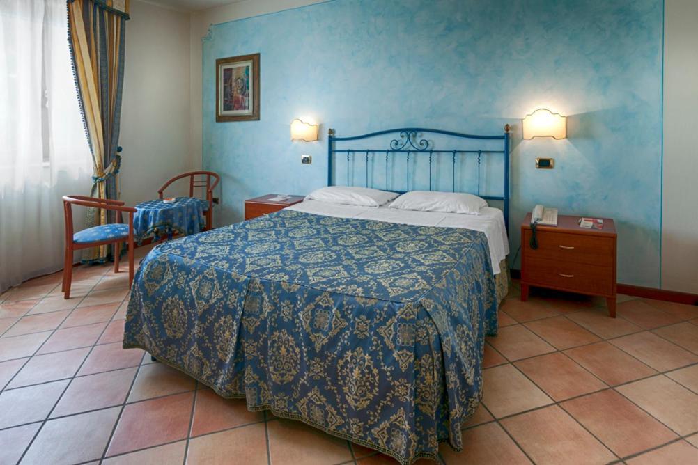 Hotel Villa Luigi Villa Rosa Di Martinsicuro Camera foto