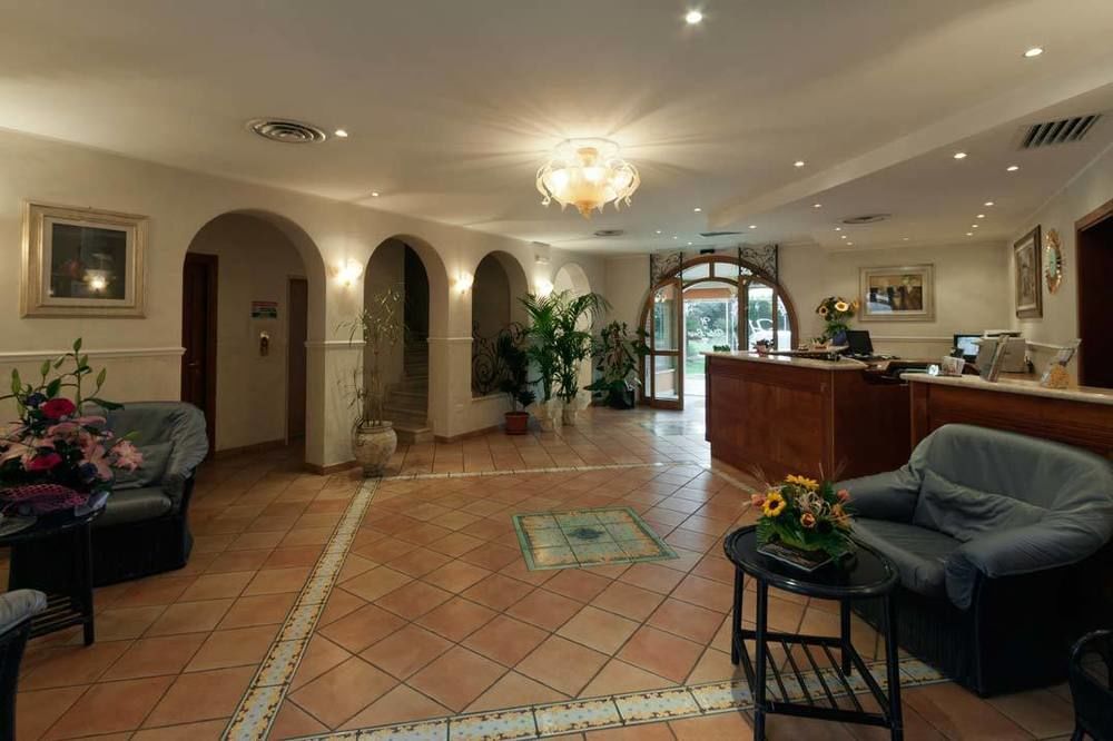 Hotel Villa Luigi Villa Rosa Di Martinsicuro Esterno foto