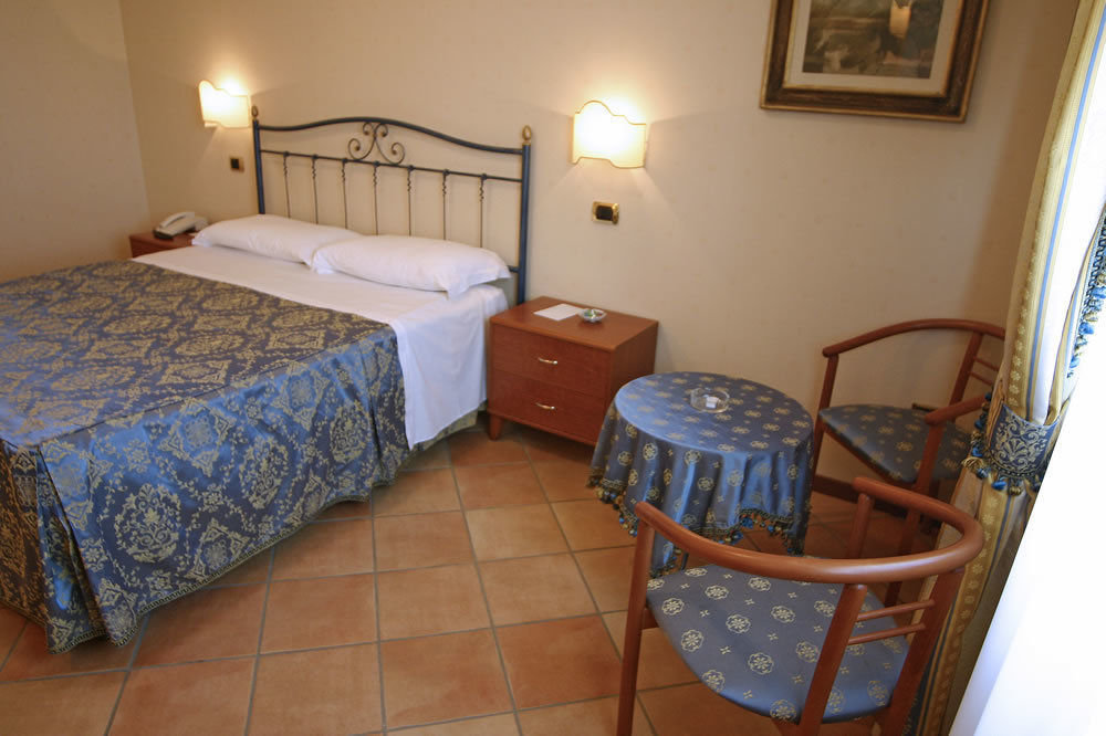Hotel Villa Luigi Villa Rosa Di Martinsicuro Esterno foto