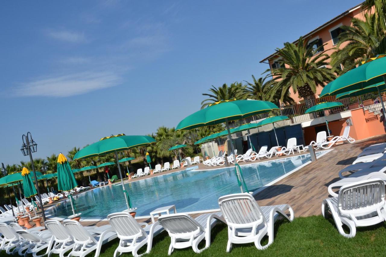 Hotel Villa Luigi Villa Rosa Di Martinsicuro Esterno foto